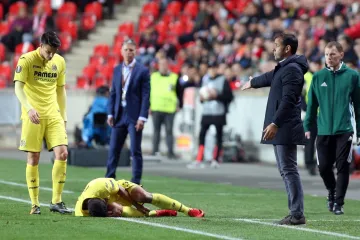 Trenér Javier Calleja a svěřenci z Villarrealu