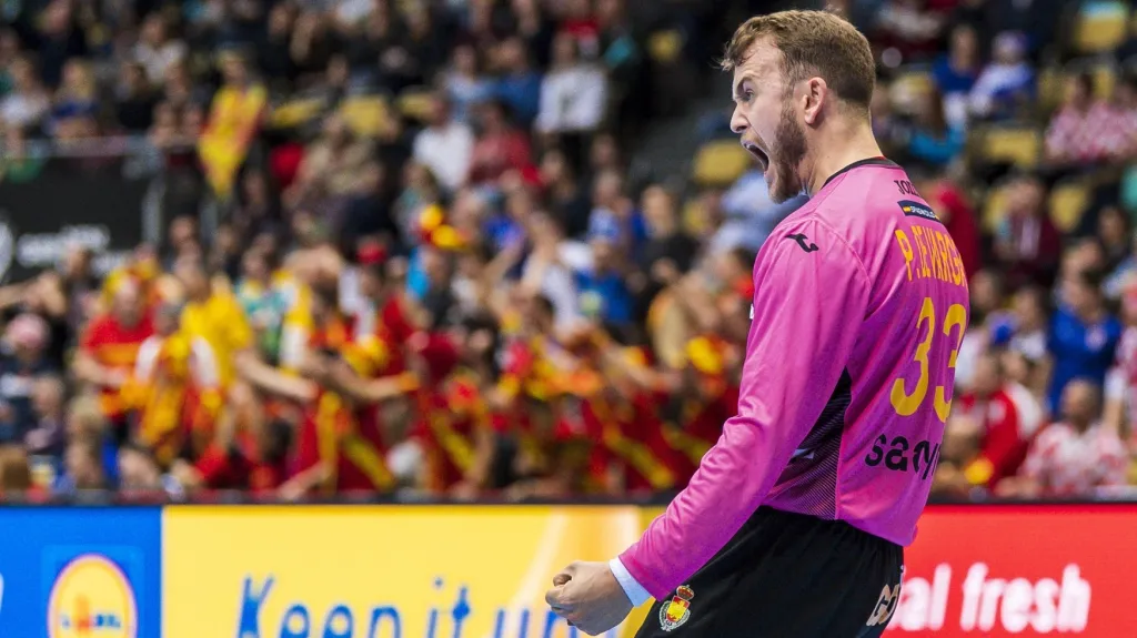 Španělský brankář Gonzalo Perez de Vargas