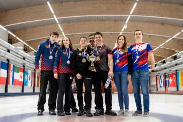 Medailisté z MČR smíšených dvojic v curlingu