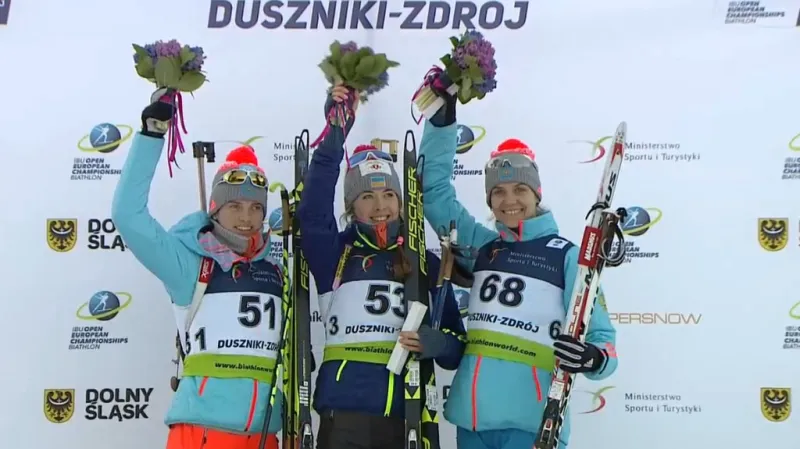 Vítězky sprintu na ME v biatlonu - Slepcovová, Džimová, Starychová