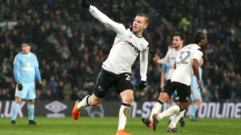 Radost Matěje Vydry po gólu v dresu Derby