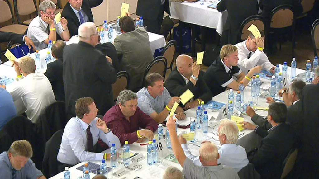 Hlasování ve FAČR