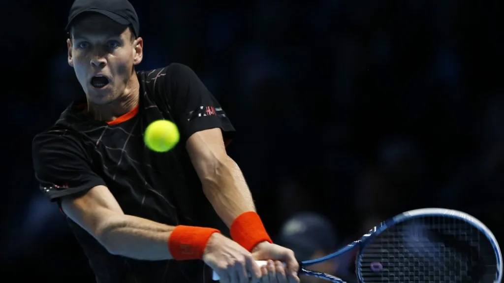 Tomáš Berdych v utkání se Stanislasem Wawrinkou