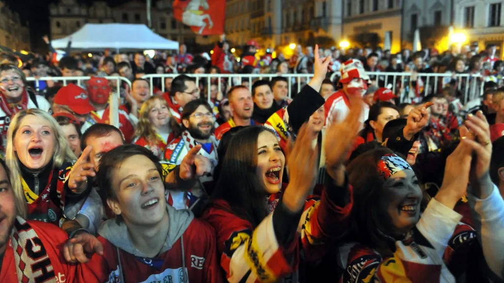 Fanoušci v Pardubicích slaví titul