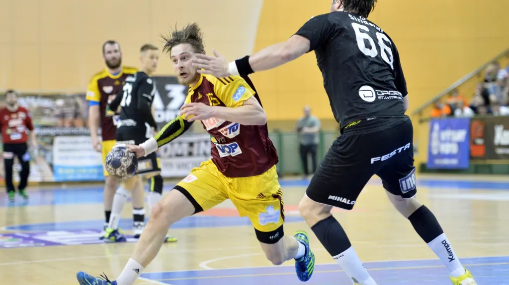 Utkání Dukla - Plzeň