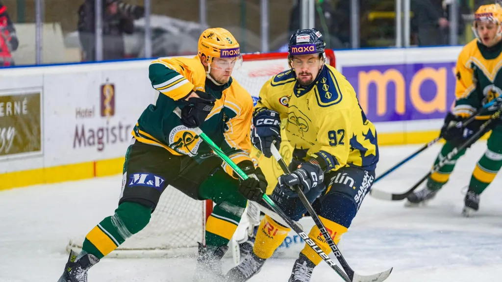 Utkání Vsetína a Zlína v historických dresech