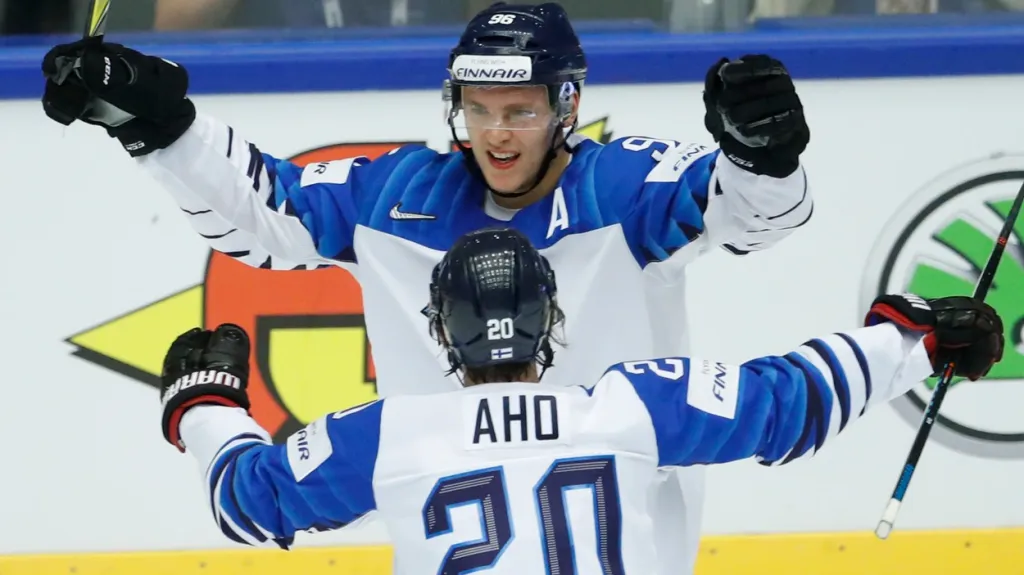 Mikko Rantanen v dresu Finska