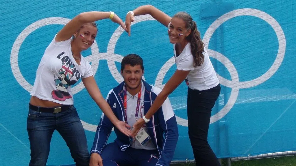 Josef Dostál se sestrami