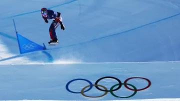 Kvalifikační jízdy Adamczykové a Hrůšové