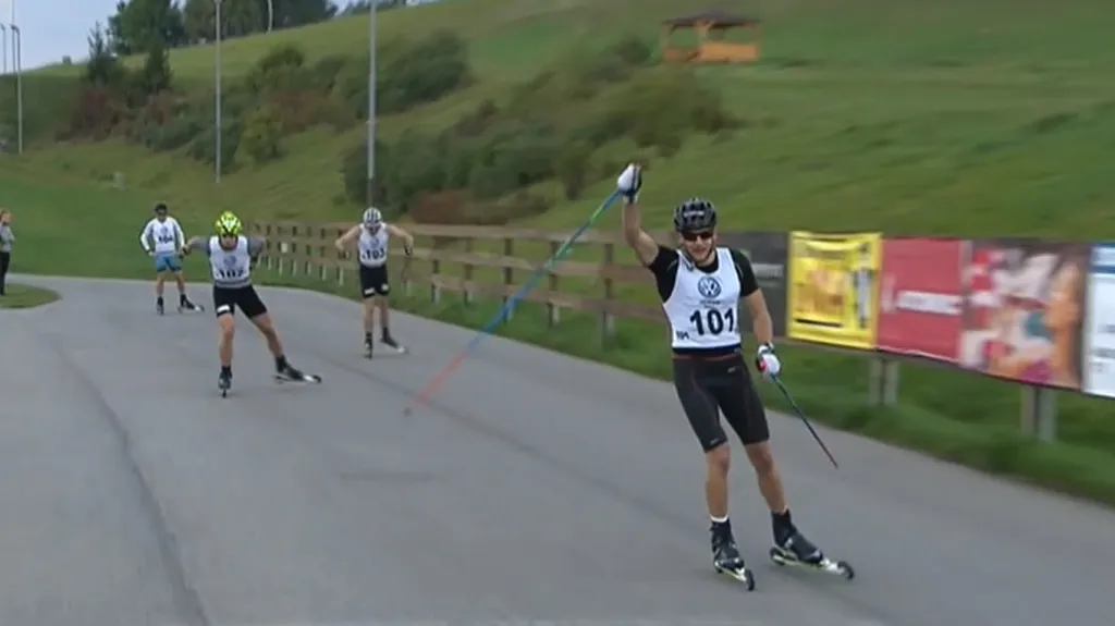 Vítězem sprintů na MČR v běhu na kolečkových lyžích se stal Bartoň