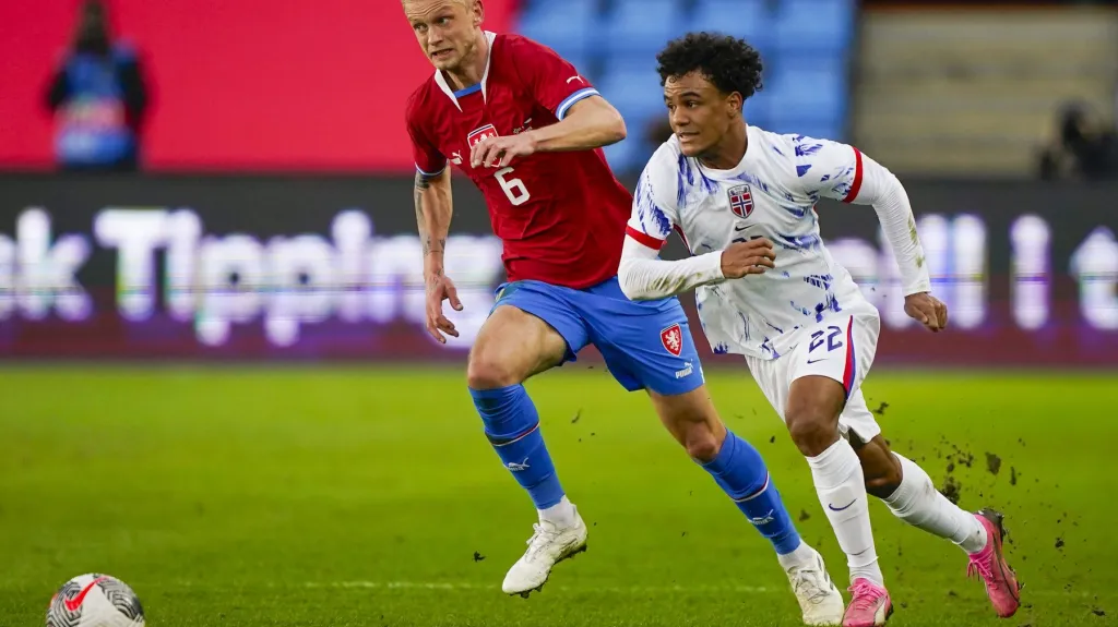 Jaroslav Zelený v duelu s Norskem