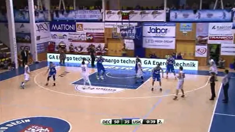 Sestřih basketbalového utkání Děčín - USK Praha