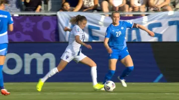 Výstavní vítězný gól Finek v duelu s Islandem