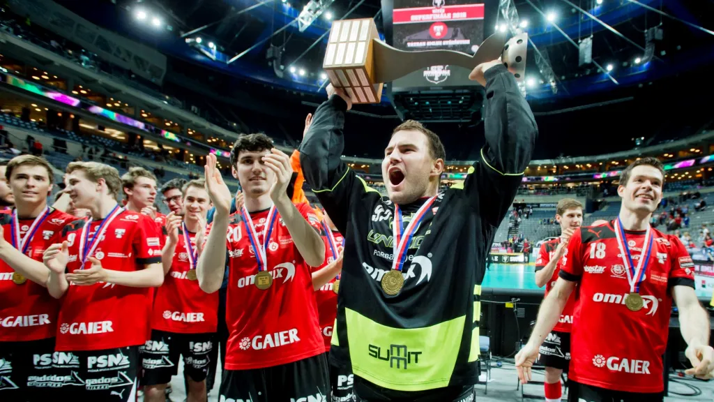 Michal Rebro v barvách Tatranu při zisku titulu roku 2015