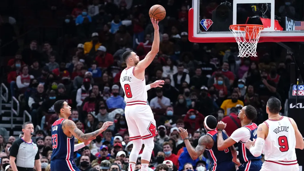 Zach LaVine duelu s Washingtonem
