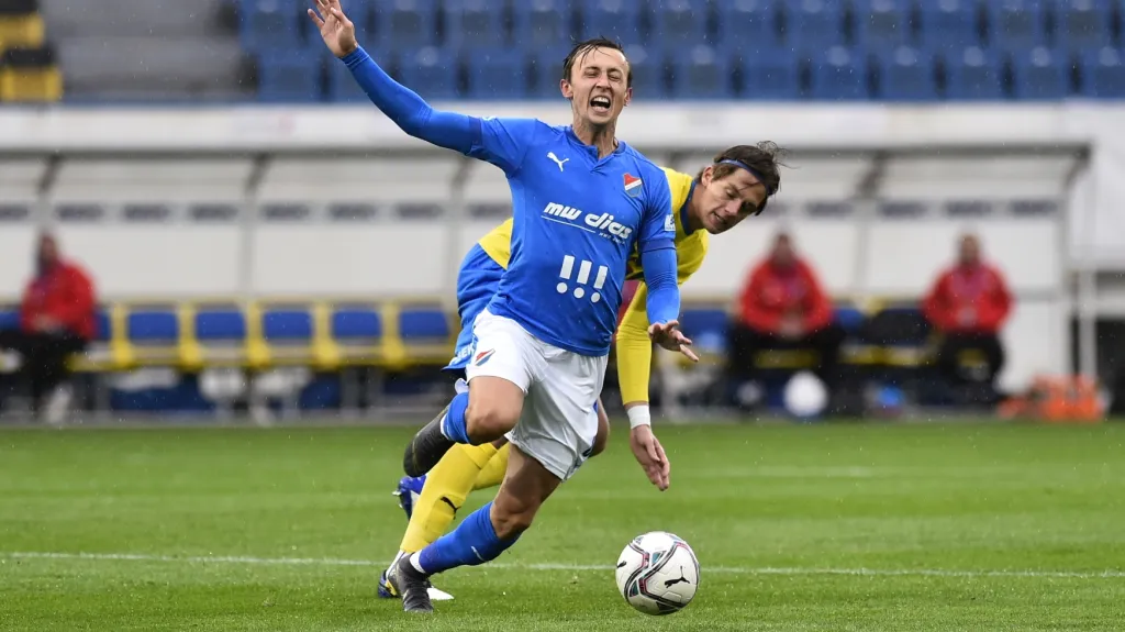Daniel Tetour z Baníku Ostrava v utkání v Teplicích