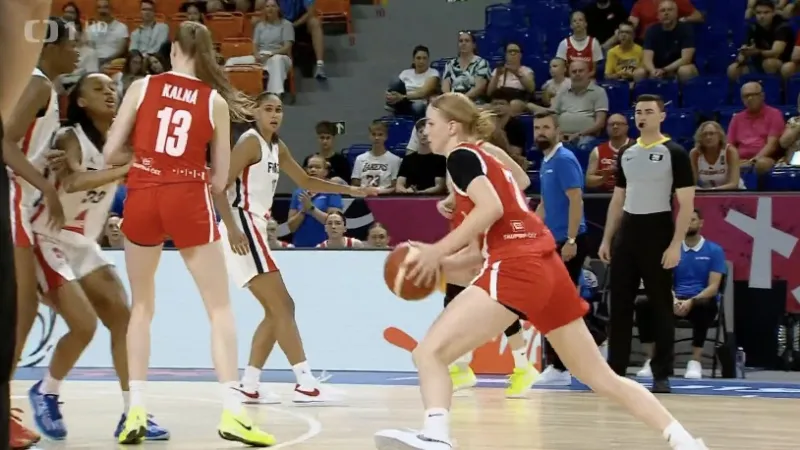 Sestřih utkání Francie – Česko