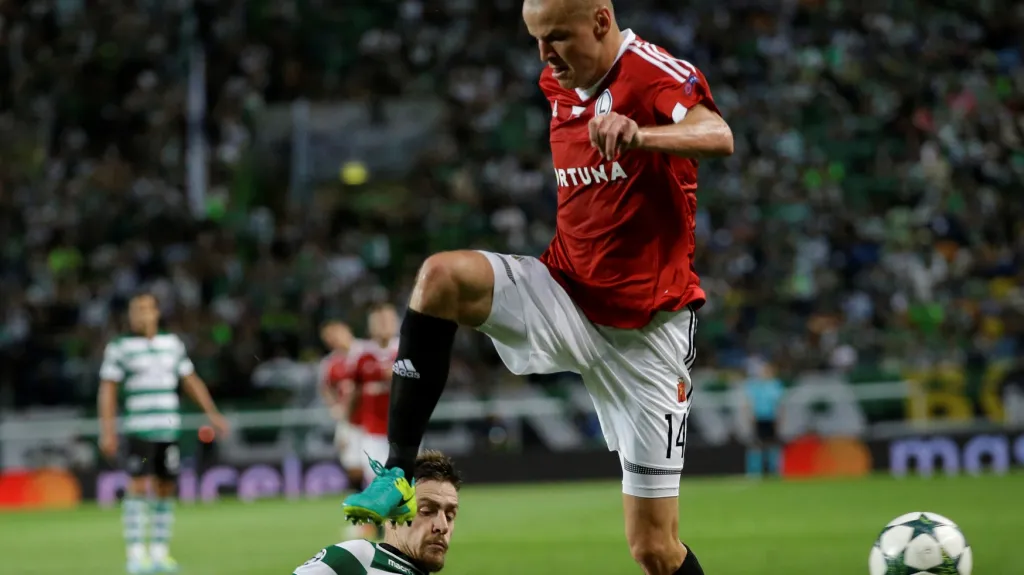 Adam Hloušek v dresu Legie Varšava