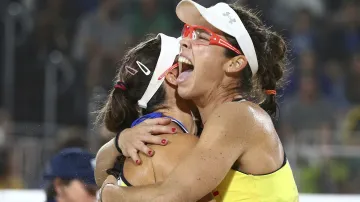 Radující se Španělky Elsa s Lilianou