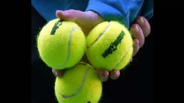 Tenisové míčky