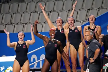 Radost amerických olympijských vítězek vodního póla