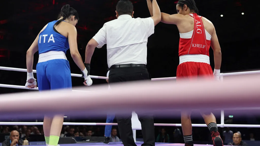 Angela Cariniová a Imán Chalífová 