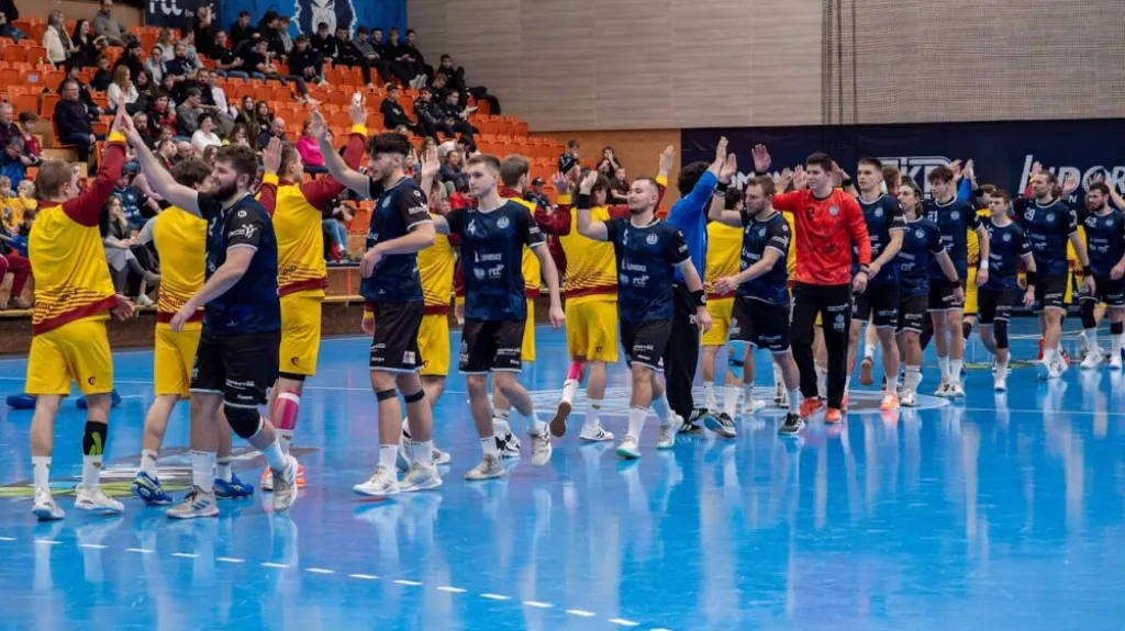 Házenkáři Lovosic a pražské Dukly