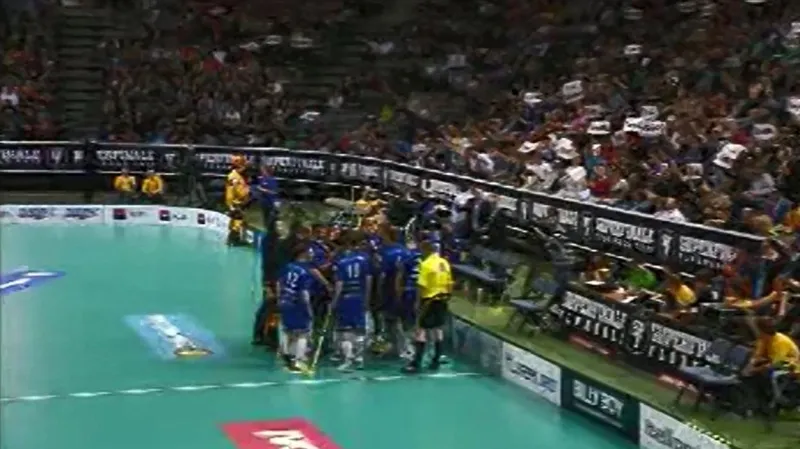 Před florbalovým superfinále