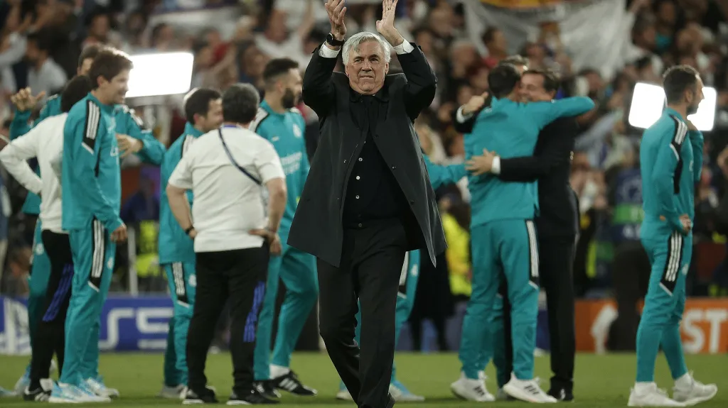Radující se Carlo Ancelotti