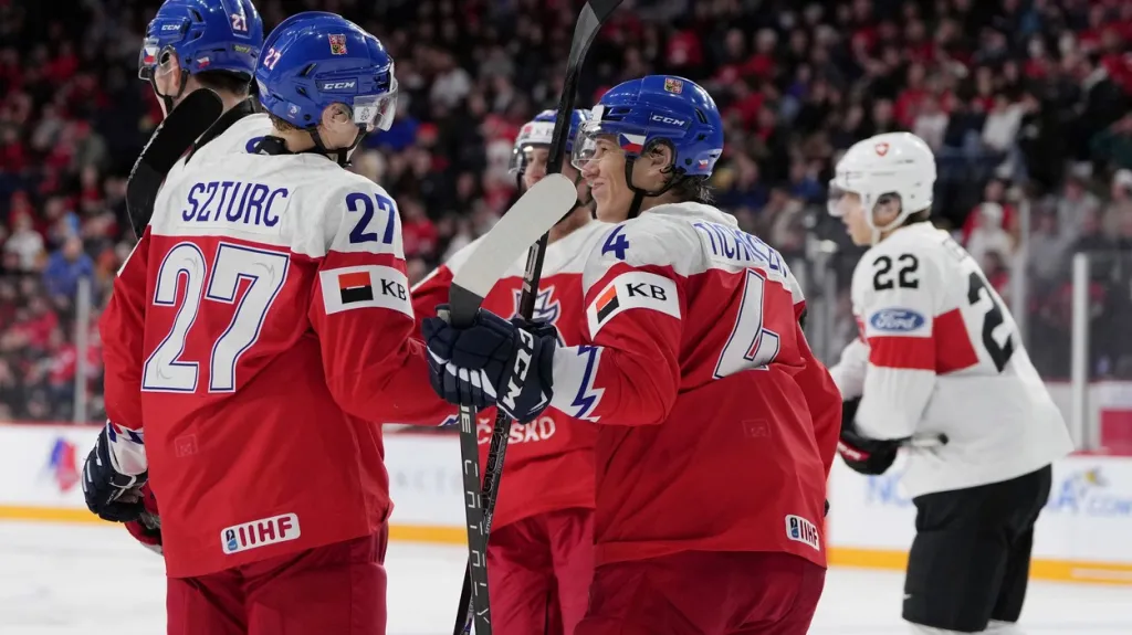 Čeští junioři slaví v utkání proti Švýcarům