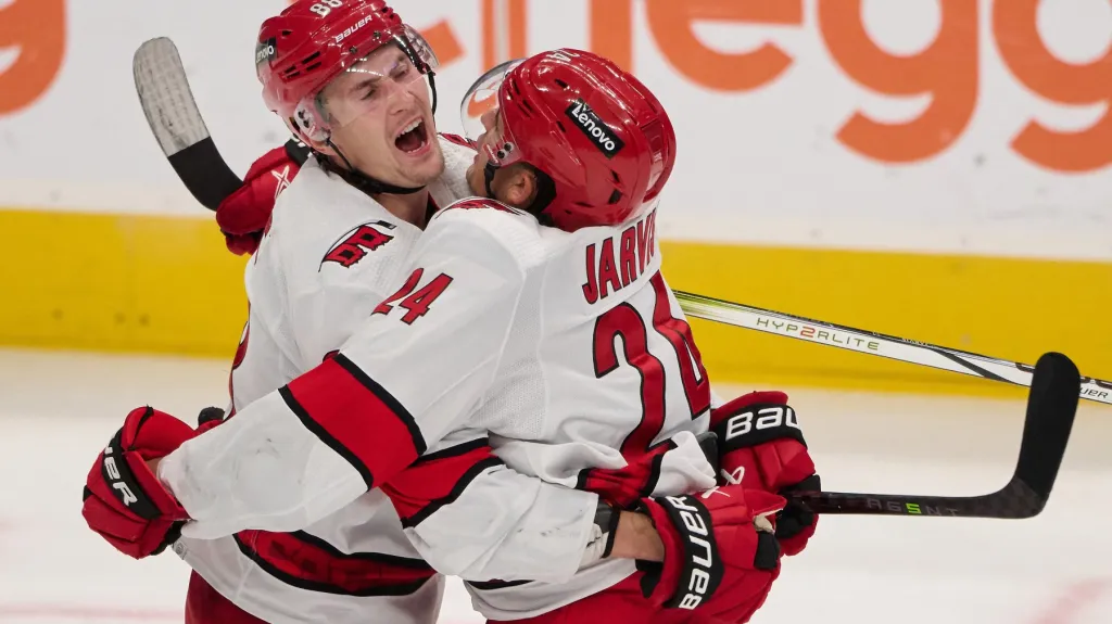 Martin Nečas se raduje z branky