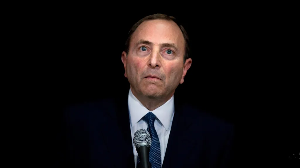 Komisionář NHL Gary Bettman 