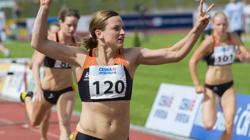 Překážkářka Lucie Škrobáková