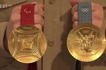 V olympijských medailích z Paříže bude zapracován kousek kovu z Eiffelovy věže