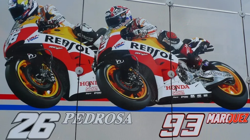 Tovární tým, který válcuje konkurenci v královské třídě MotoGP