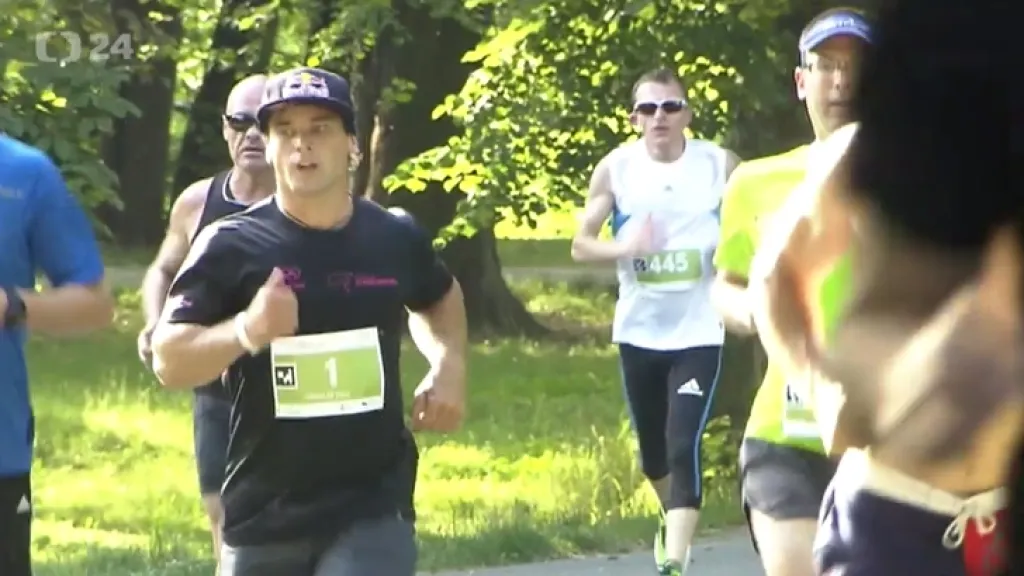 Tropický olympijský běh v Praze vyhrál Pechek