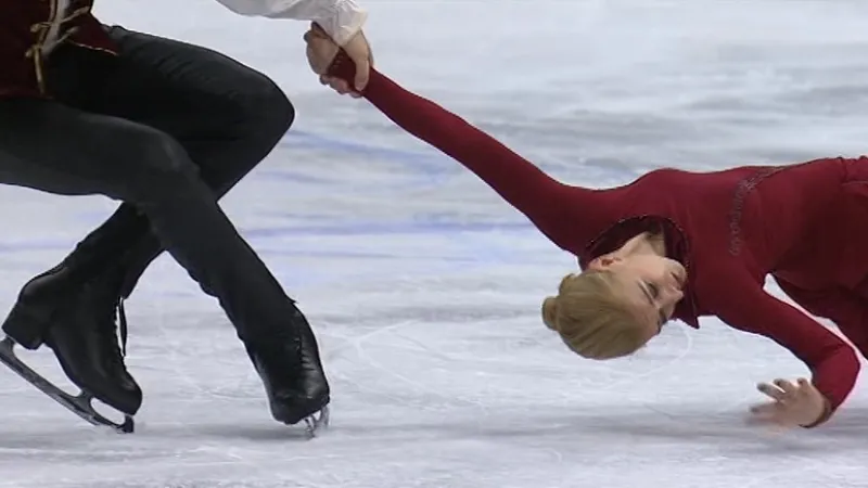 Vítězná volná jízda Taťjany Volosožarové a Maxima Traňkova