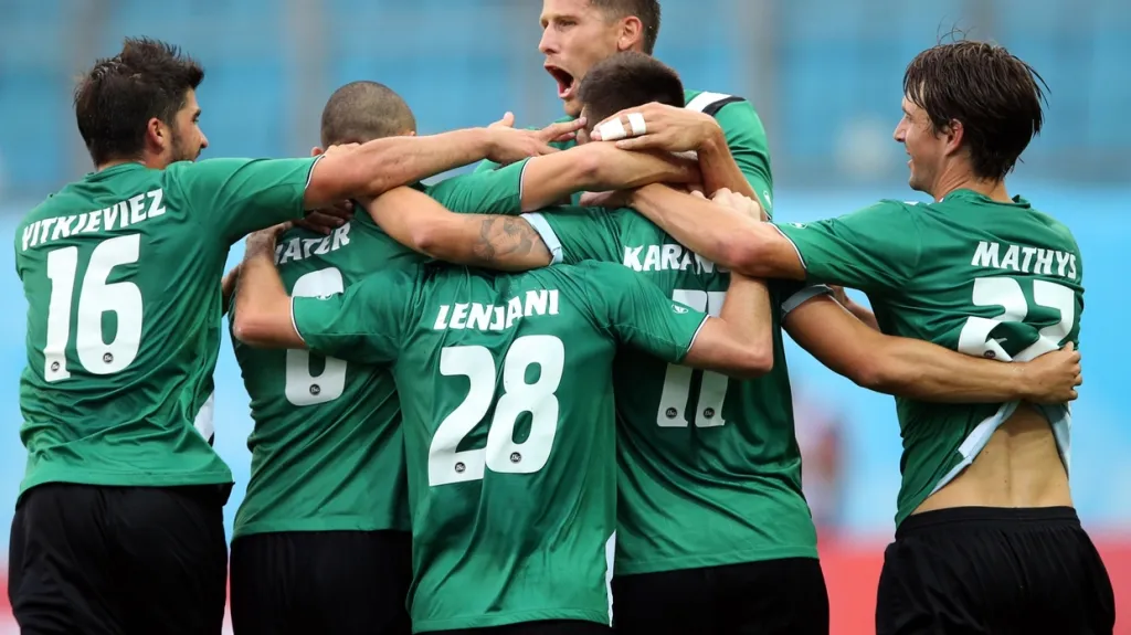 Fotbalisté St. Gallenu se radují z překvapivého postupu