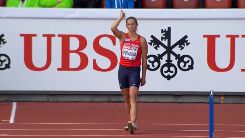 Kvalifikační hod Barbory Špotákové