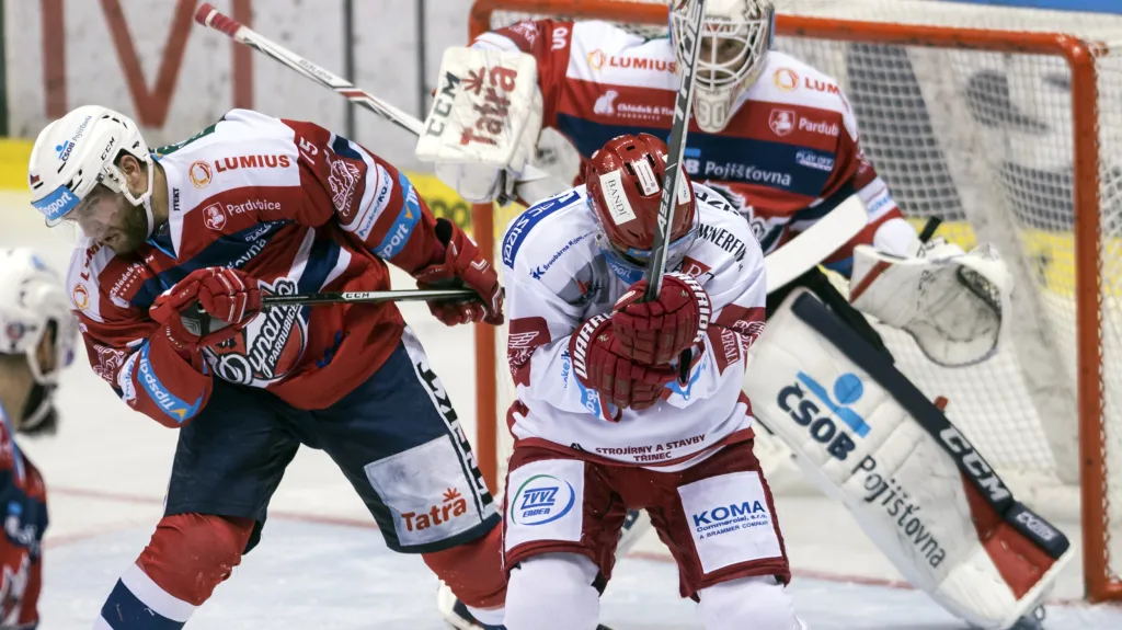 Utkání Pardubice - Třinec