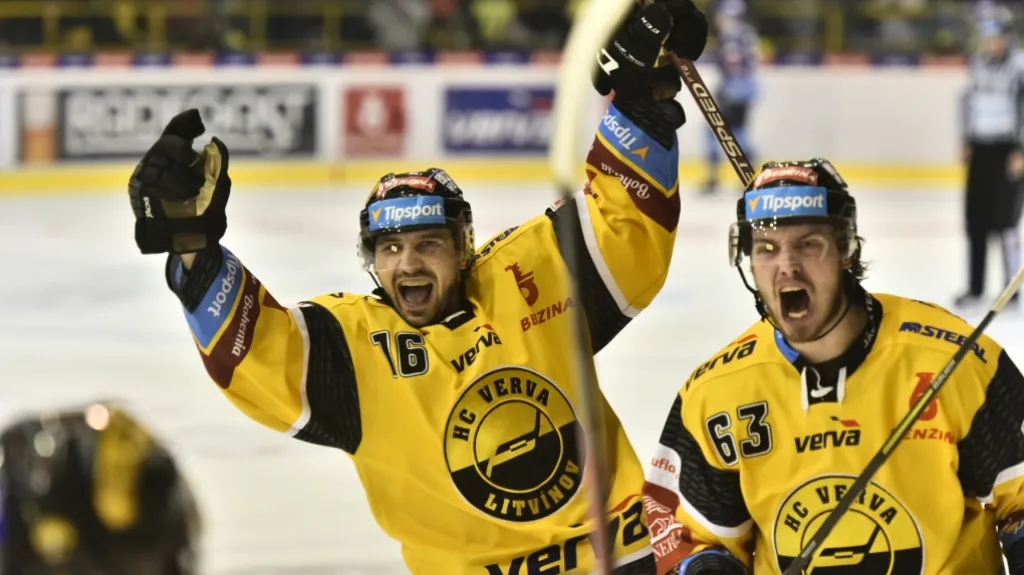 Hokejisté Litvínova slaví