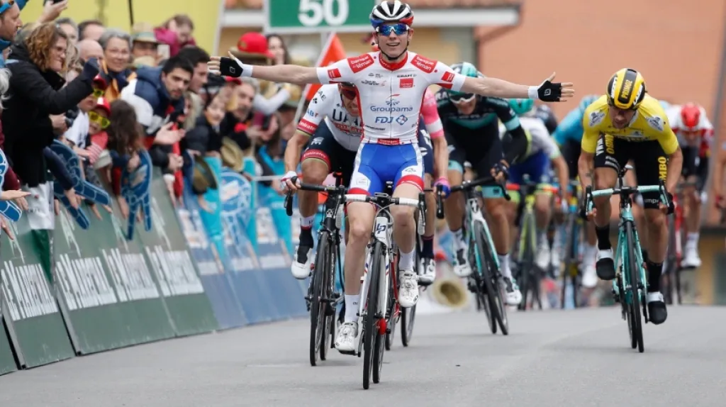 David Gaudu slaví v závodě Kolem Romandie