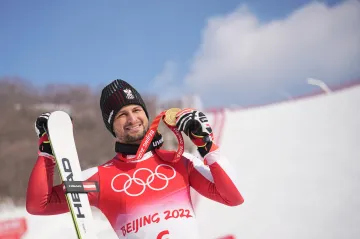 Johannes Strolz se zlatem z kombinace