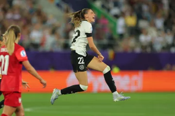 Německá ofenzivní hvězda Jule Brandová