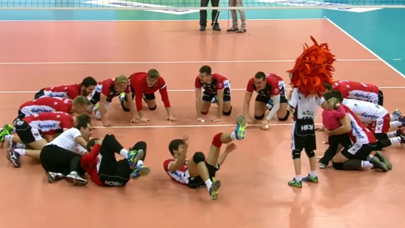 Volejbalisté Budějovic porazili opět Kazincbarciku a ve Vyzývacím poháru postupují