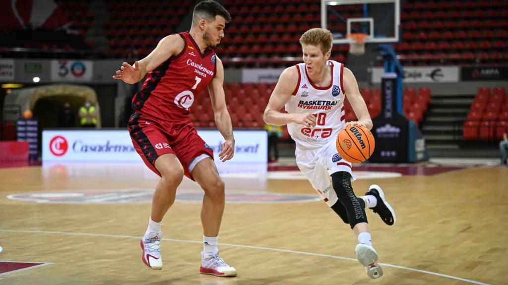 Utkání Casademont Zaragoza - ERA Nymburk