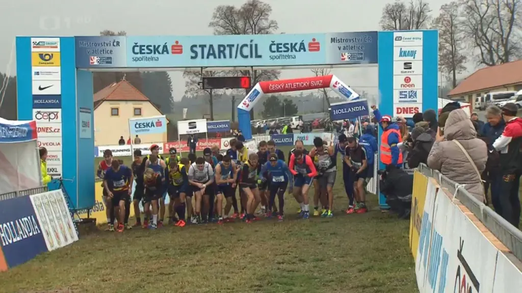 Krosovými šampiony jsou Stewartová a Homoláč