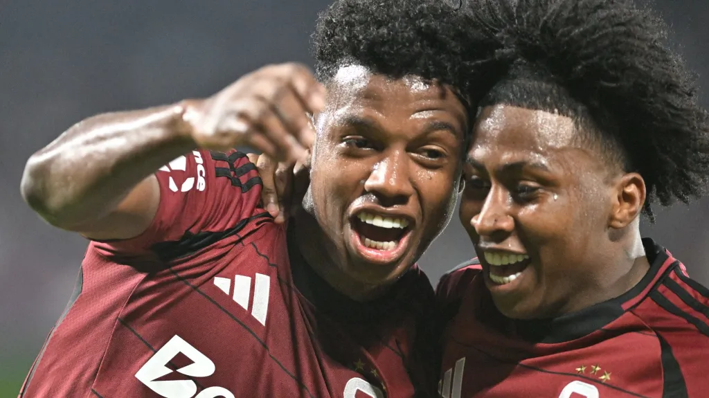 John Mercado a Angelo Preciado