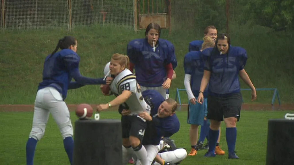 Ženský americký fotbal