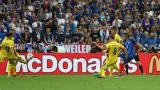 Gól v utkání Francie - Rumunsko: Payet - 2:1 (89. min.)